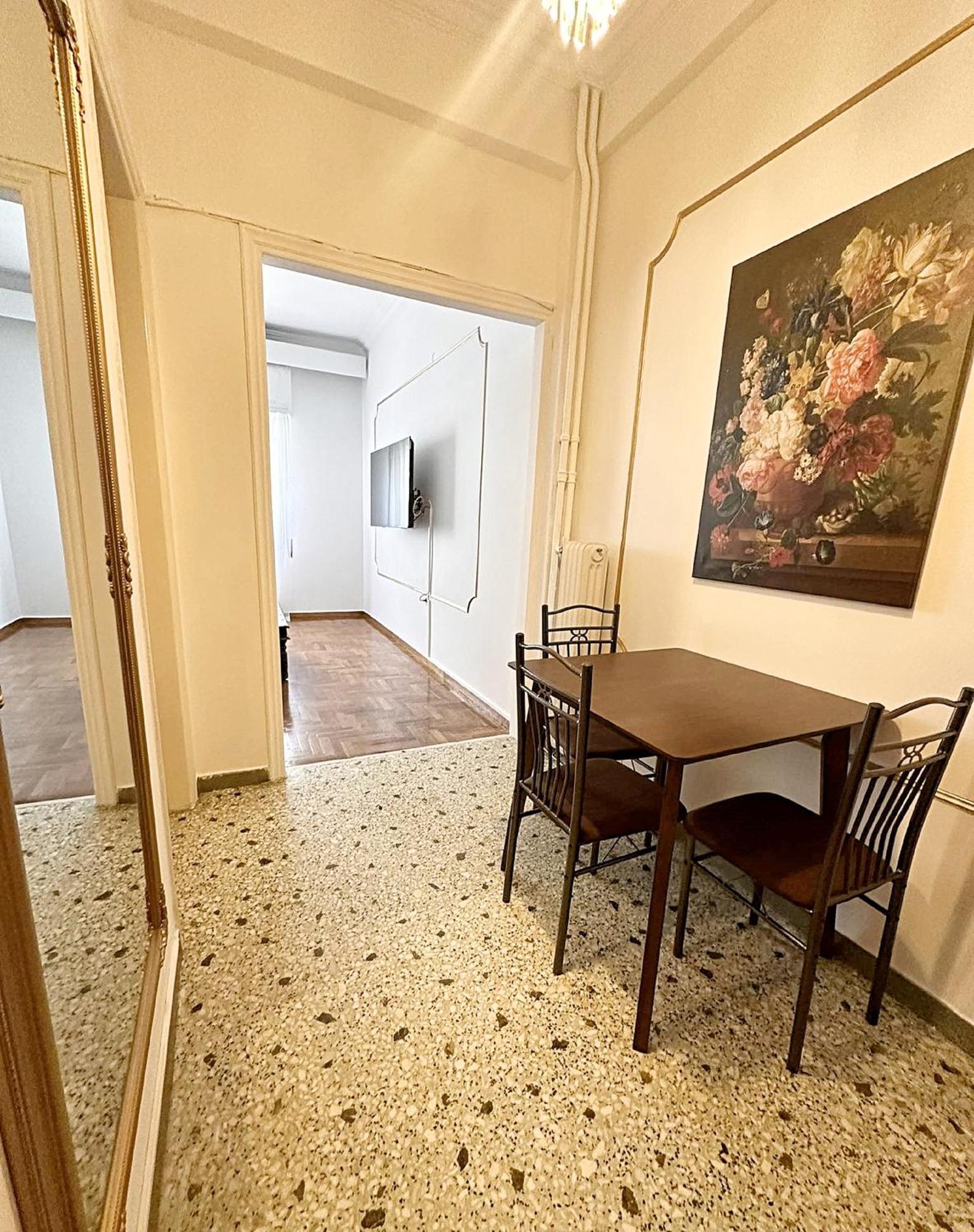 Check Point - Acropolis Retro Apartment Athena Bagian luar foto